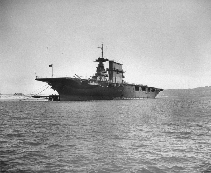 WW2 WWII Photo World War Two Navy Aircraft Carrier USS Saratoga CV-3 San Diego