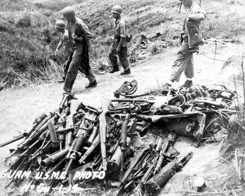 Captured Japanese machine guns Guam World War II WWII WW2 8×10 Photo 766c