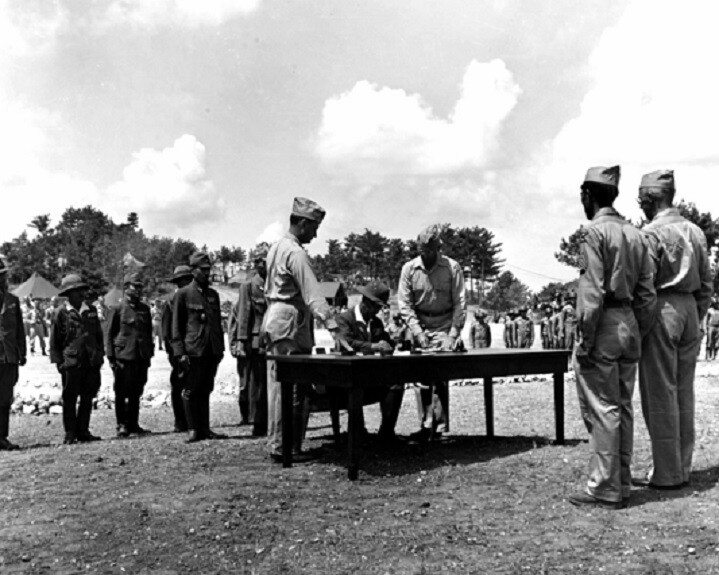Japanese Lt General Toshiro Nomi Signing Formal Surrender 8×10 WWII Photo 126a