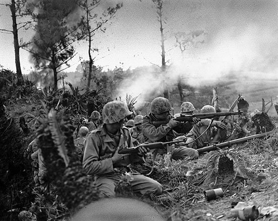 WWII Photo US Marines Fight on Okinawa May 1945 USMC World War Two WW2 / 1873