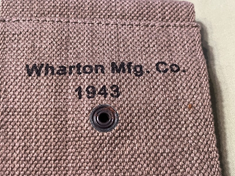 USED REPRODUCTION WWII U.S. 1911 DUAL MAGAZINE HOLDER CANVAS POUCH WHARTON MFG gallery