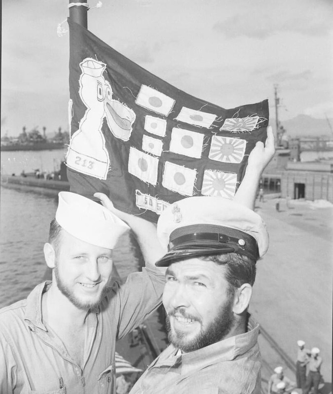 WW2 WWII Photo World War Two US Navy Submarine Pearl Harbor SS-213 1942 USN