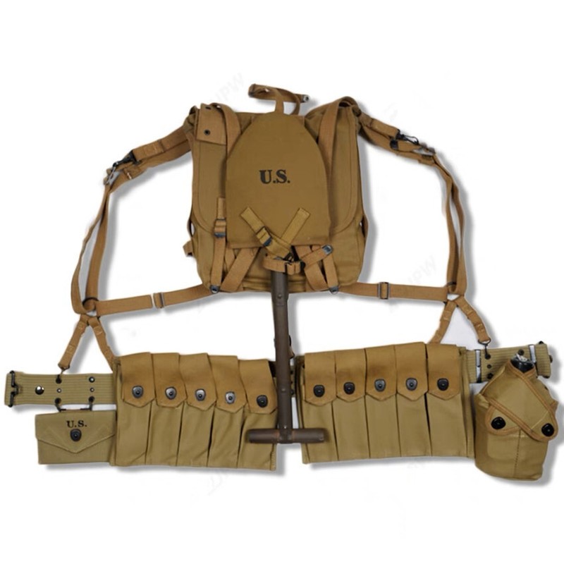 WW2 US ARMY WAR EQUIPMENT CONBINATIO USMC UPPER BACKPACK WITH STRAPS T-TYPE SET
