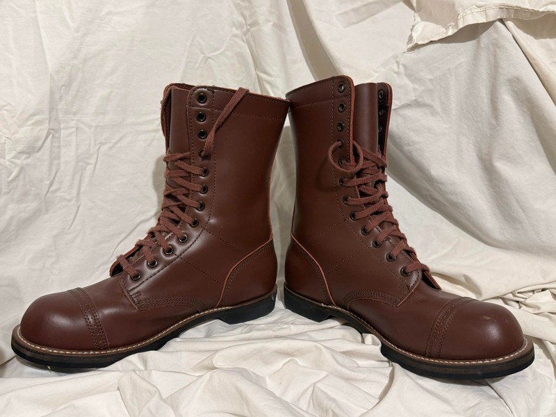 WW2 Paratrooper Boots US Size 11 REPRODUCTION (USED) gallery