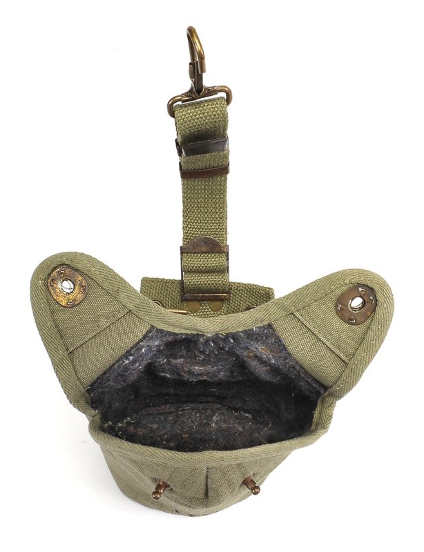 US WW2 Airborne Canteen Cover marked JT&L 1944 gallery