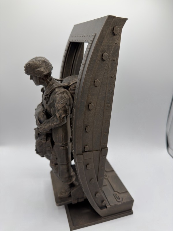 3D Printed US PARATROOPER Statue Exiting An Aircraft Door Airborne gallery