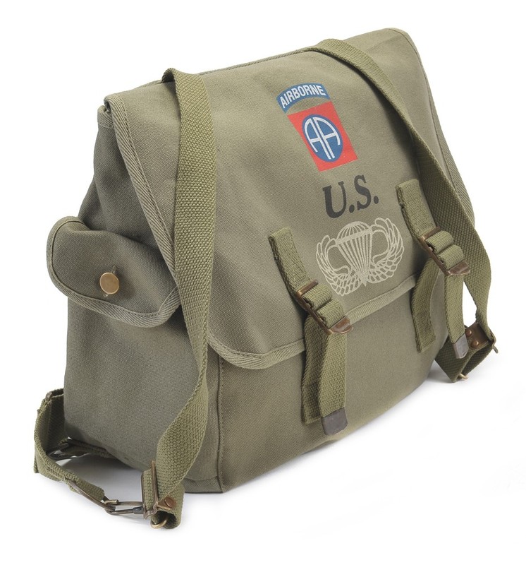 US WW2 82nd Airborne Musette Bag with Shoulder strap OD marked JT&L 1944 gallery