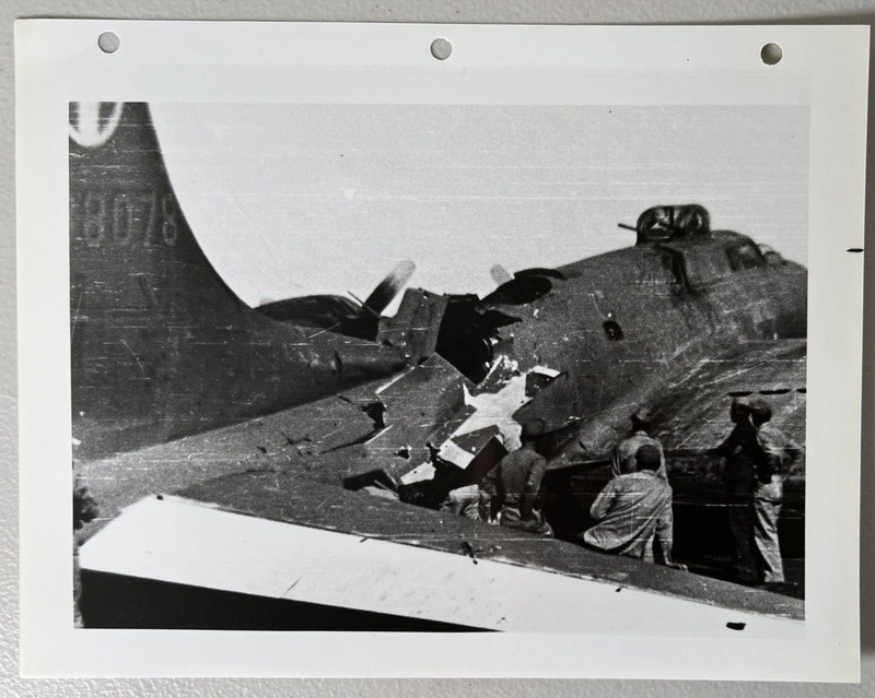 WWII B&W 8x10 Glossy Reprint B-17 Fighter Plane 078 Sweet Pea 2nd Bomb Group S/5 gallery