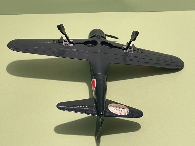 Japanese Zero A6M5 Japanese Fighter Airplane - Damaged Propeller - USED gallery