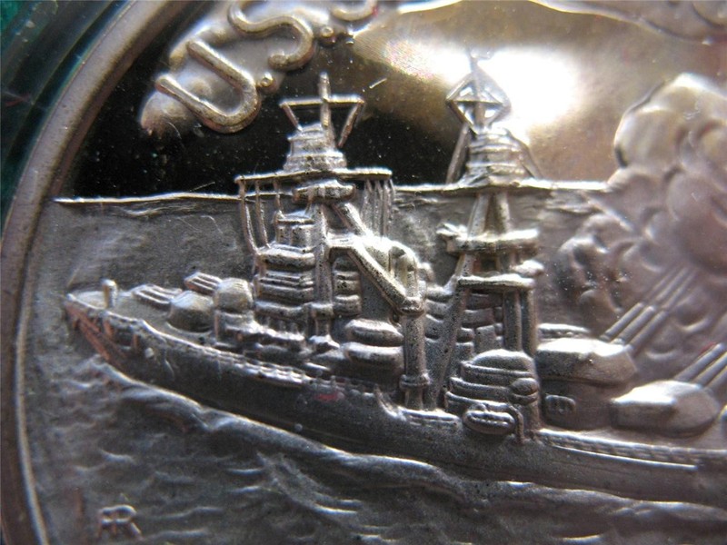 1+.OZ.999 SILVER COIN GOLD FINISH WWII DEC 7 1941 PEARL HARBOR USS PENNSYLVINIA
