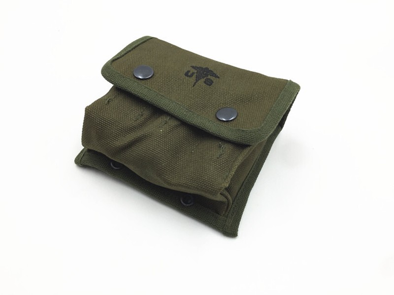 US ARMY M2 JUNGLE FIRST AID KIT POUCH M1945 OUTDOOR FIELD FIRST-AID KIT WithHooK gallery