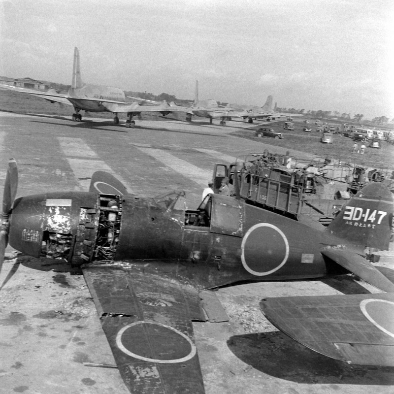 WW2 WWII Photo World War Two / Japanese Aircraft on Airfield in Japan 1945