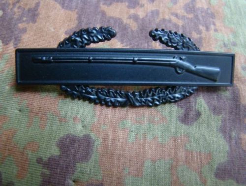 US ARMY BLACK METAL SUBDUED COMBAT INFANTRY RIFLE BADGE QUALIFICATION