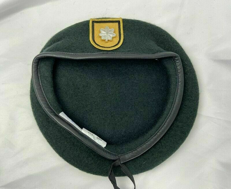 7-1/4 US ARMY 1TH SPECIAL FORCES GROUP BLACKISH GREEN BERET LIEUTENANT COLONEL gallery