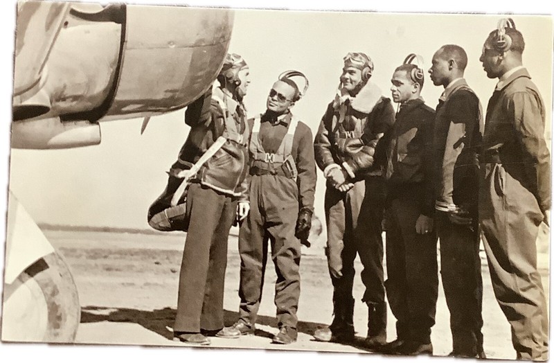 Usa WW II Photo ---- First Class Tuskegee Airmen 1942 Postcard