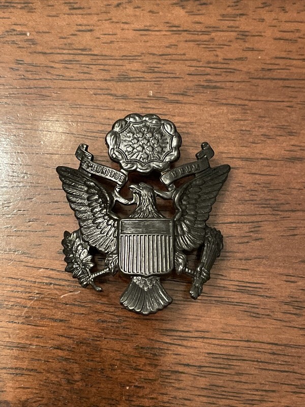 WWII US Army Officer Cap Eagle Badge Insignia