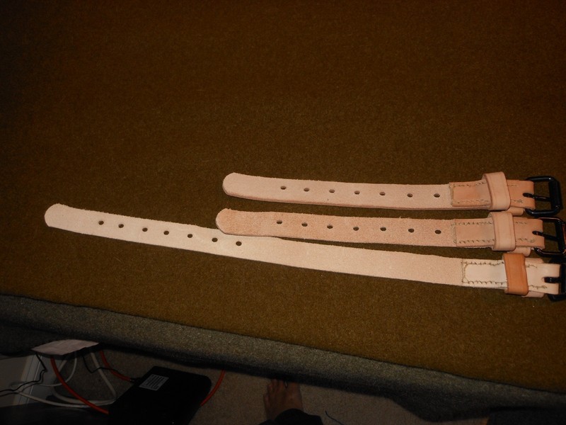 Set of 3 leather straps for Early War Pioneer Tool Rack, US, WWII, Made in AL gallery