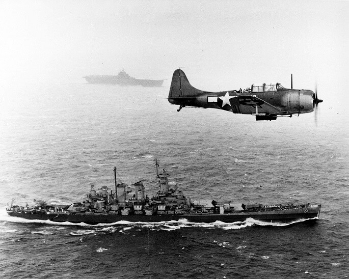 U.S. Navy Douglas SBD-5 Dauntless: Battleship USS Washington 8×10 WWII Photo 832