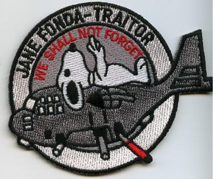 VANTAGE ERA WWII LAPEL PIN: 12th Twelfth Army Air Force Bomber Group Insignia gallery
