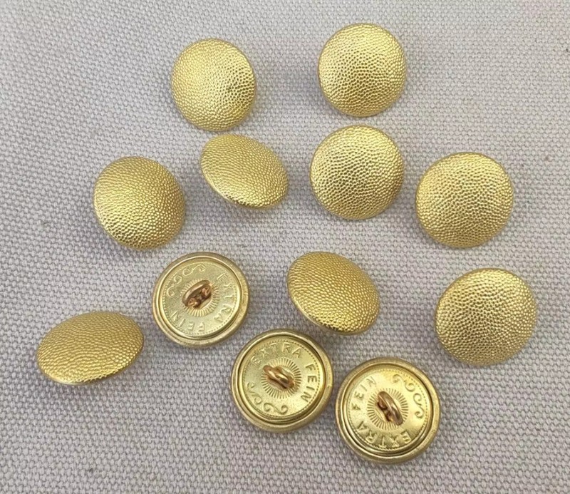 040142 19MM WW2 GERMAN ARMY OFFICER PEBBLE GRAIN TUNIC BUTTON 12PCS golden gallery
