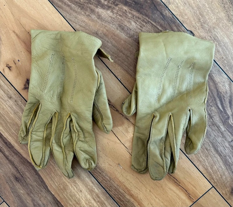 REPRO WW2 US *FULL* Paratrooper Airborne Kit - Gear AND M1942 Reinforced Uniform gallery