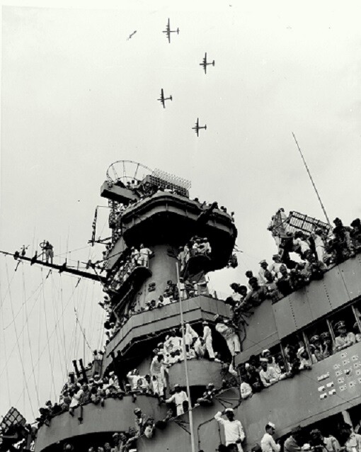 Fighter Planes over USS Missouri during Surrender Ceremony 8×10 WWII Photo 169a