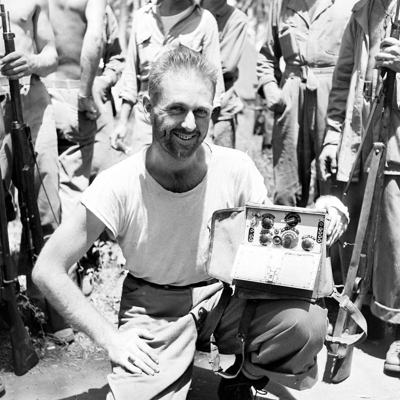 WW2 WWII Photo World War Two / US Marine Raiders Souvenirs Guadalcanal 1942 USMC
