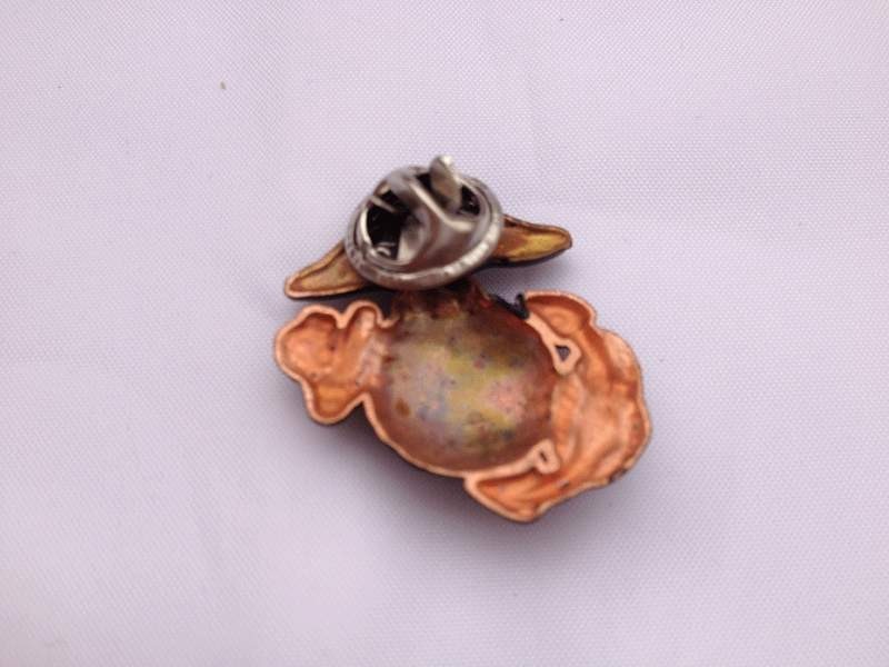 WWII USMC Officer EGA Barracks Metal Hat Badge Black - US043 gallery