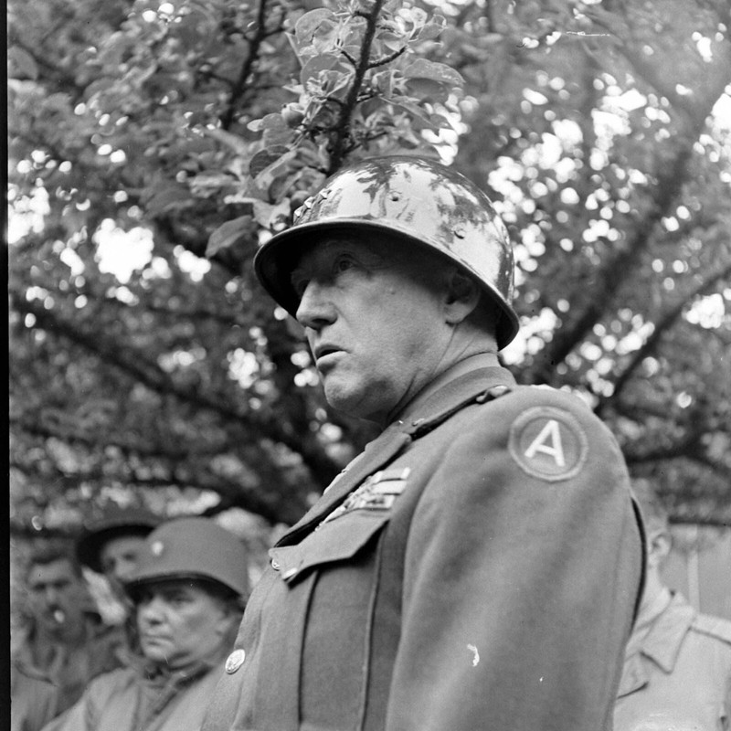 WW2 WWII Photo World War Two / US Army General George S. Patton in France 1944