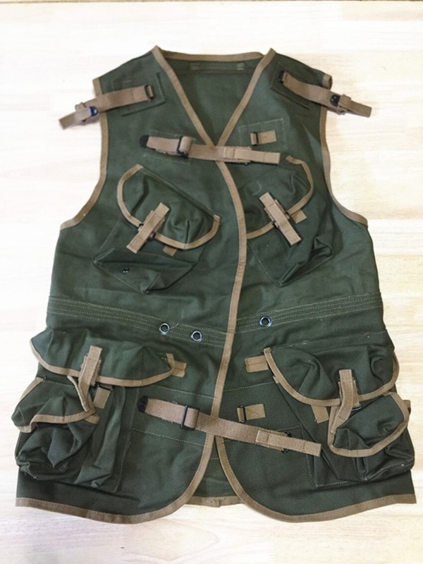 WW2 US ARMY D- DAY ASSUAULT VEST ARMY GREEN REPLICA