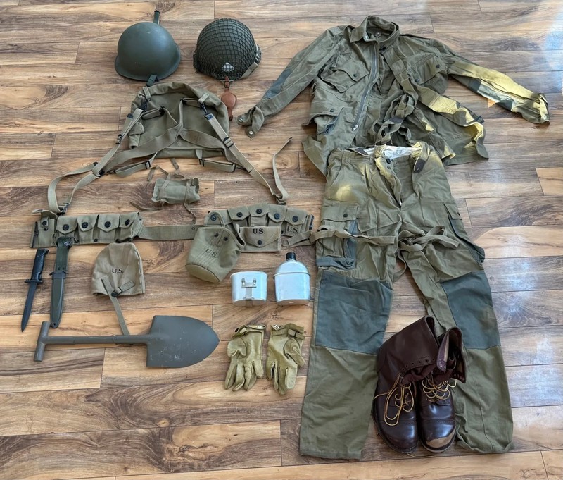 REPRO WW2 US *FULL* Paratrooper Airborne Kit – Gear AND M1942 Reinforced Uniform
