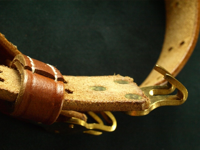 UNMARKED SUPER PREMIUM DRUM DYED M1907 LEATHER SLING WITH BRASS GI/CURVED HOOKS gallery