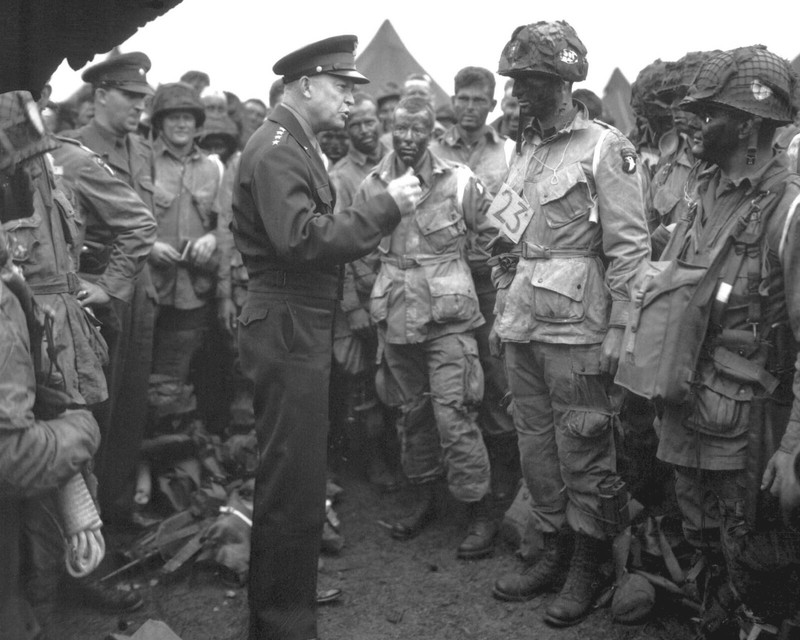 General President Dwight Eisenhower D-Day Speech World War 2 WWII 8 x 10 Photo