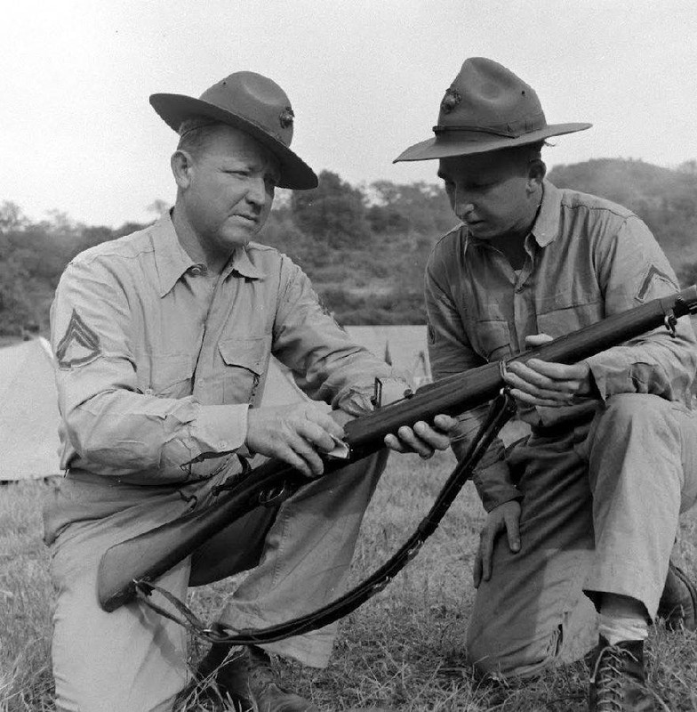 WW2 Photo WWII US Marine Rifle Instructors USMC 1941 World War Two / 1622