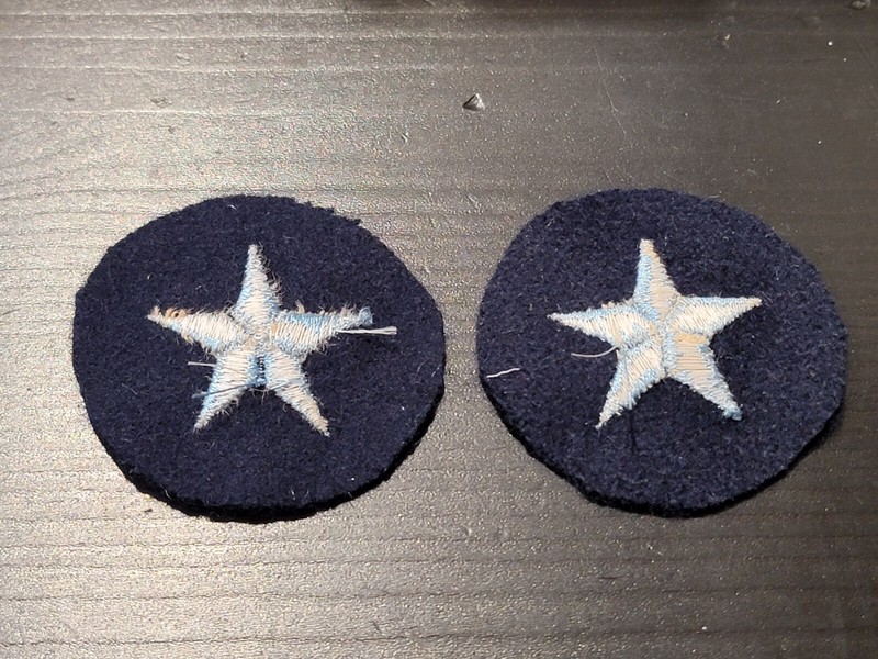 Reproduction WW2 US Navy WAVES Sleeve Stars Blue on Navy Pair 863 gallery