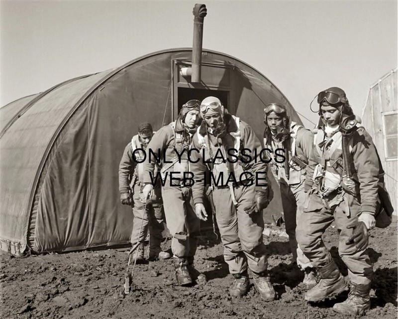 1945 TUSKEGEE AIRMAN WWII FIGHTER PILOTS PHOTO AIRFORCE BLACK AMERICANA AVIATION