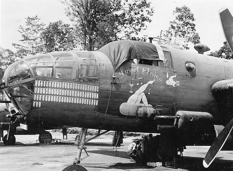 WWII Photo B-25 Mitchell Bomber Nose Art WW2 World War Two USAAF / 5043
