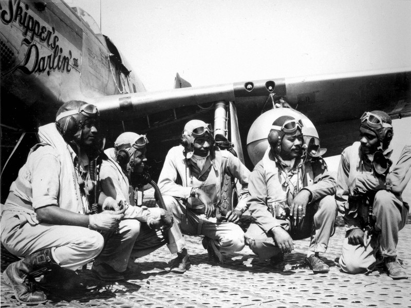 Tuskegee Airmen Group PHOTO P-51 Mustang,332nd Pilots, World War Army Air Force
