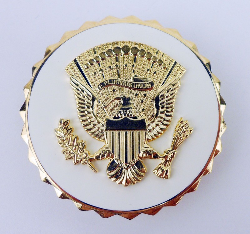 United States Vice Presidential Service Insignia Pin insignia -396 gallery