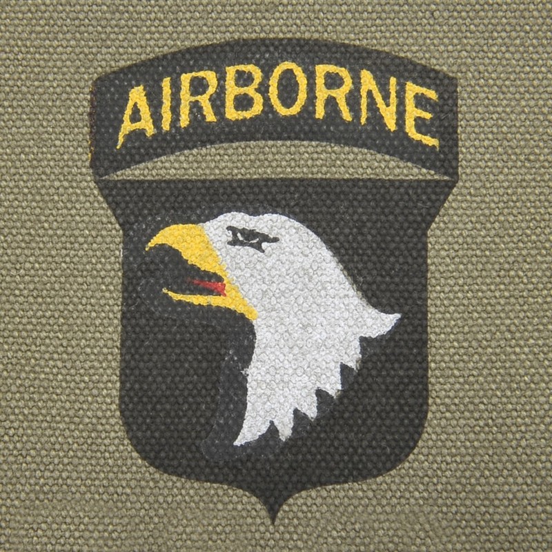 US WW2 101st Airborne Musette Bag with Shoulder strap OD marked JT&L 1944 gallery