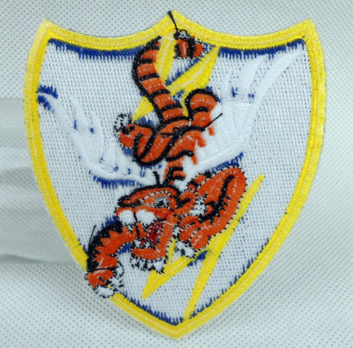 WWII WW2 US 14TH AIR FORCE FLYING TIGERS AVG BADGE JACKET PATCH gallery