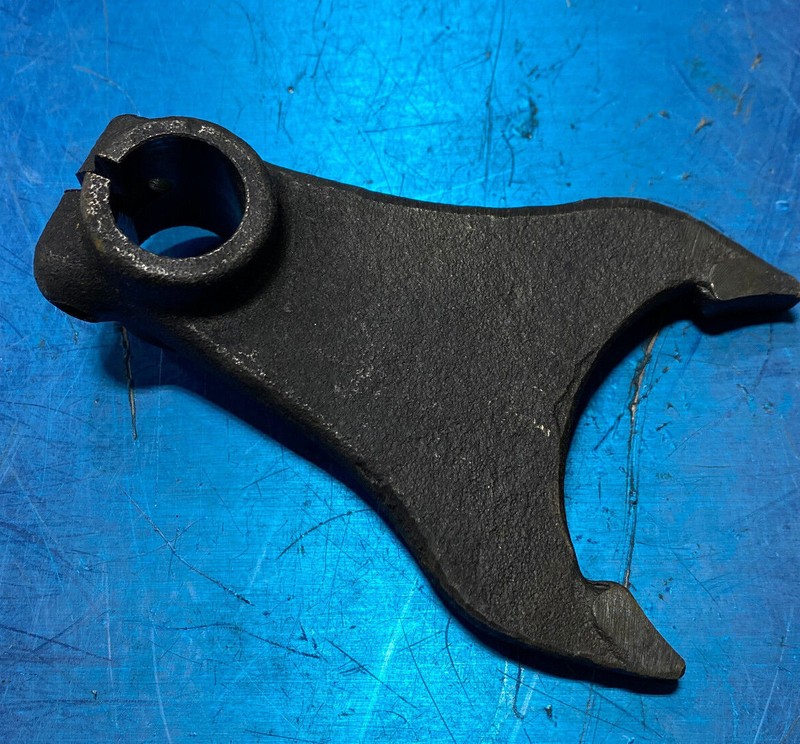 ww2 gmc g508 fork, shift transfer case nos GM-3659601 gallery
