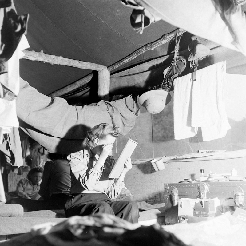 WW2 WWII Photo World War Two / US Army Flight Nurses New Caledonia 1943 Pacific