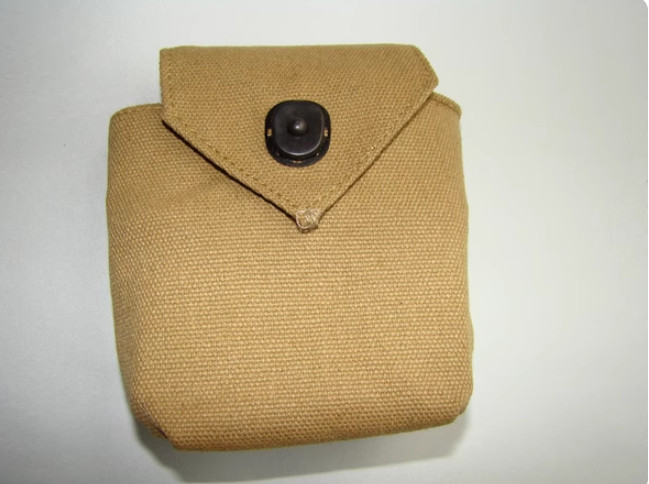 WW2 US ARMY M1 RIGGER POUCH AMMO POUCH TOOL KIT