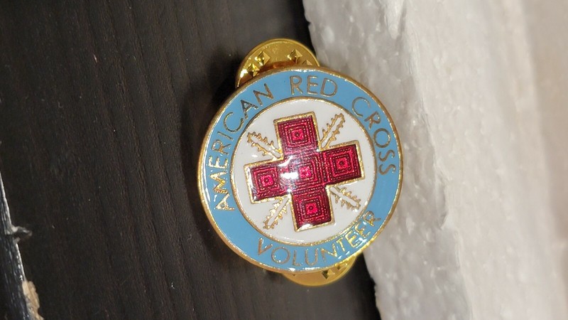 Reproduction WW2 US American Red Cross ARC Volunteer Pin Clutch Back gallery