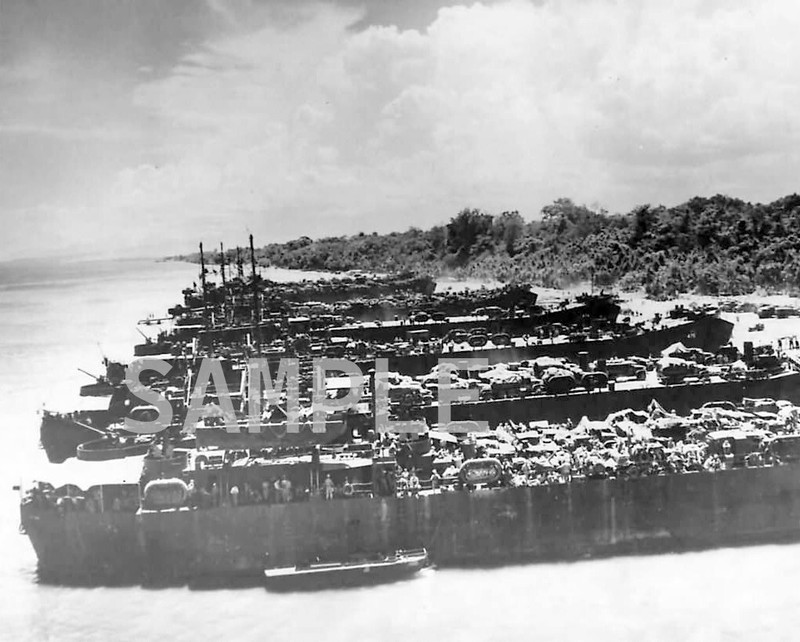 LSTs unload men and materials on Cape Gloucester WWII WW2 8×10 Photo 129c