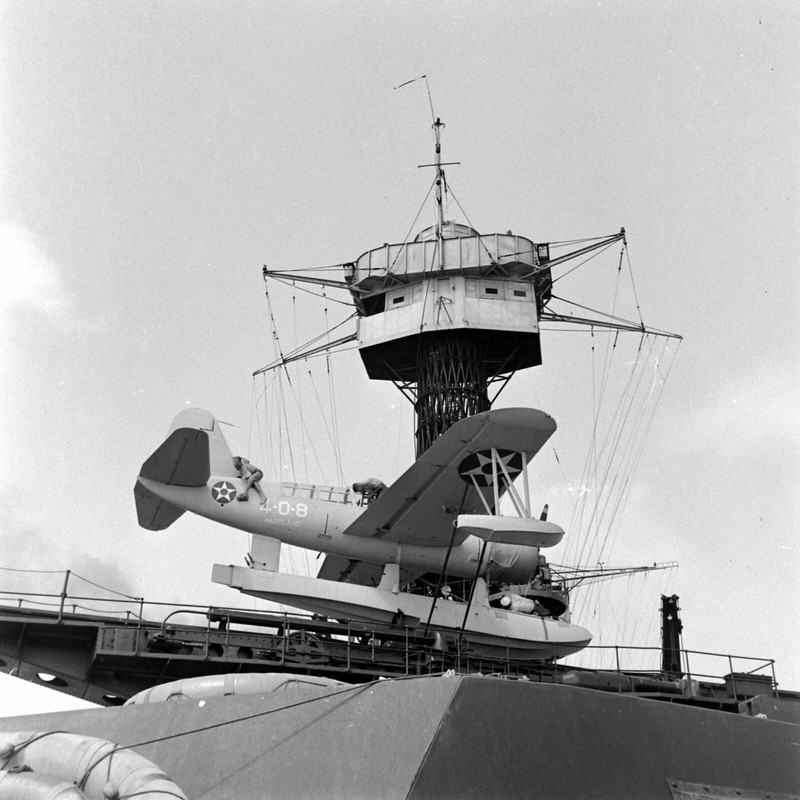 WW2 WWII Photo World War Two / USS Maryland BB-46 OS2U Kingfisher US Navy 7543