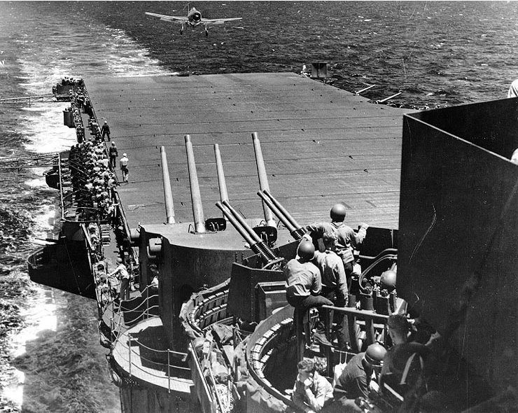 F6F-3 “Hellcat” Fighter lands aboard the USS Lexington 8″x 10″ WWII Photo 282