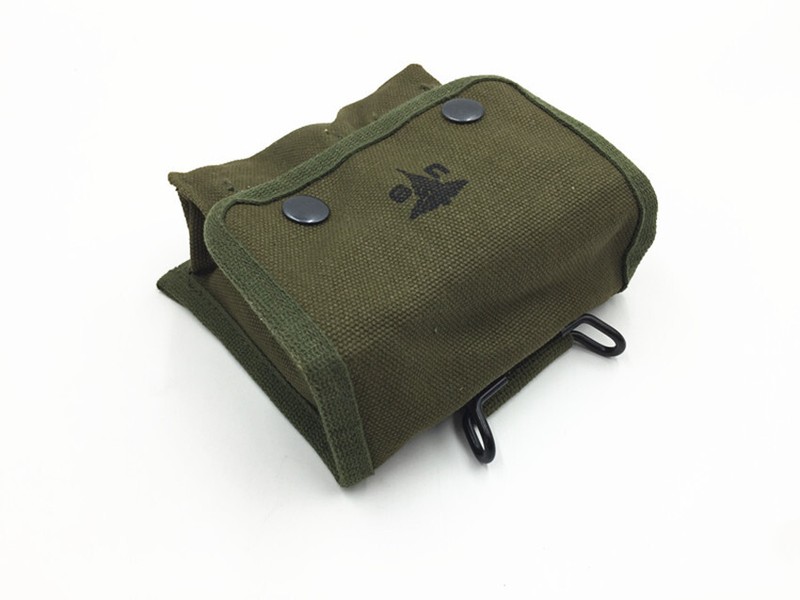 US ARMY M2 JUNGLE FIRST AID KIT POUCH M1945 OUTDOOR FIELD FIRST-AID KIT WithHooK gallery