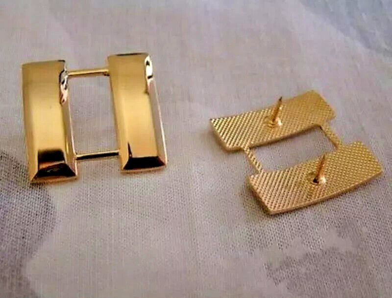WW2 Pair U.S. US Army Officer's Captain Rank Insignia Badges Gold gallery